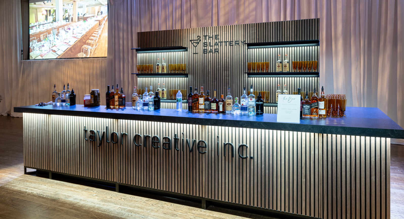 Metropolitan Pavilion bar setup