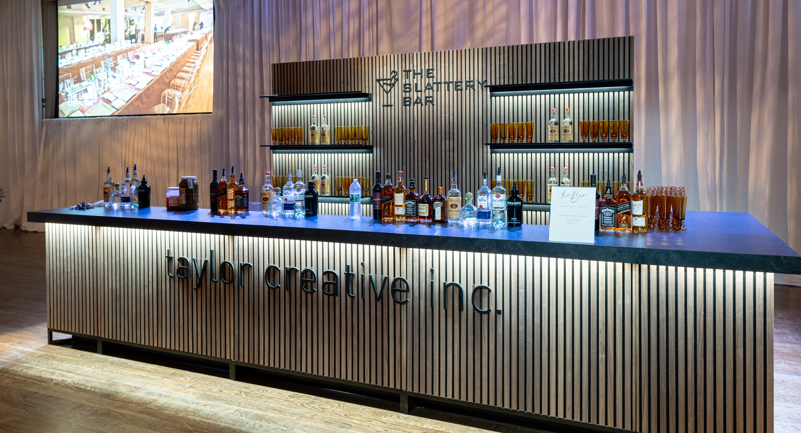 Metropolitan Pavilion bar setup